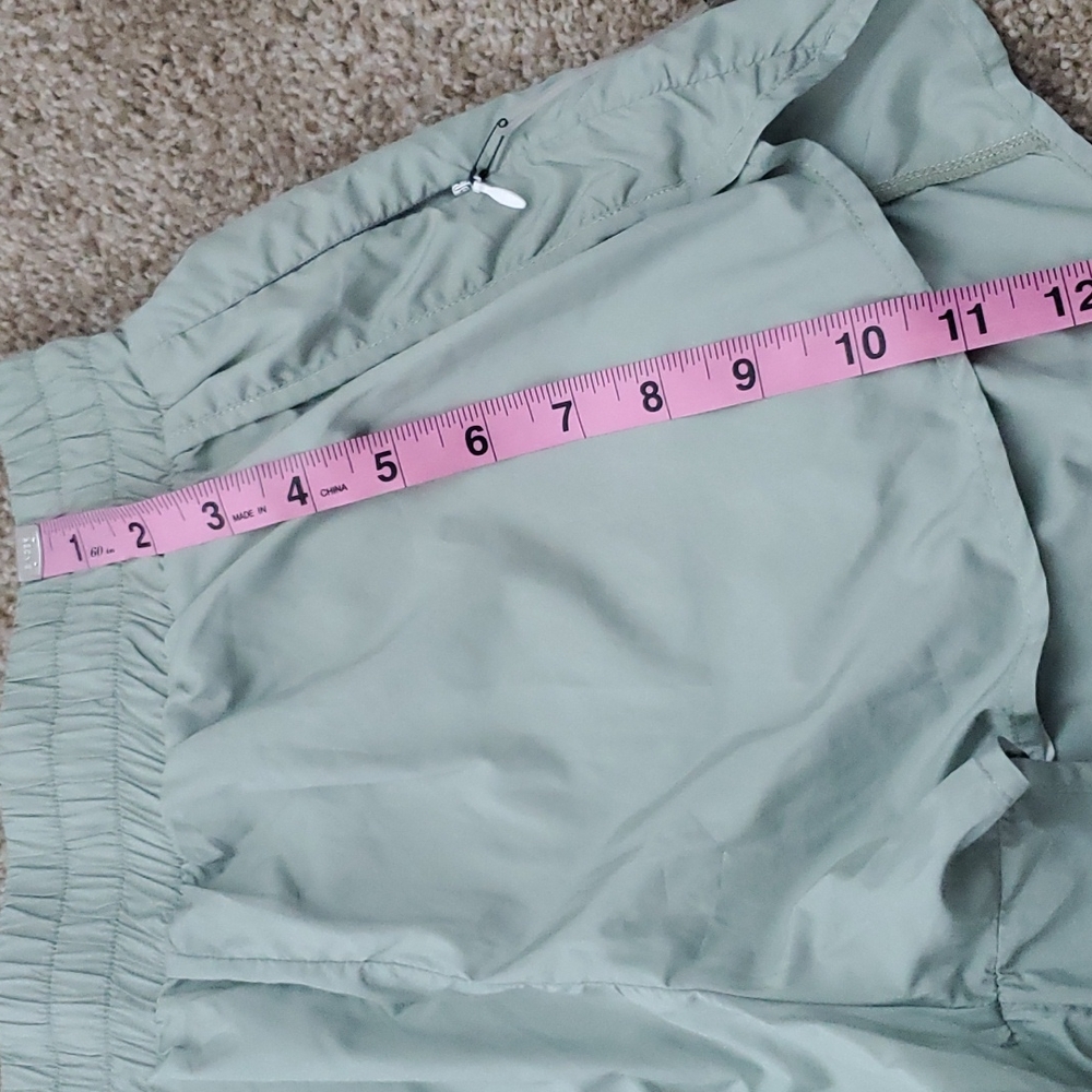 ACTA high waisted running shorts. - Picture 11 of 13